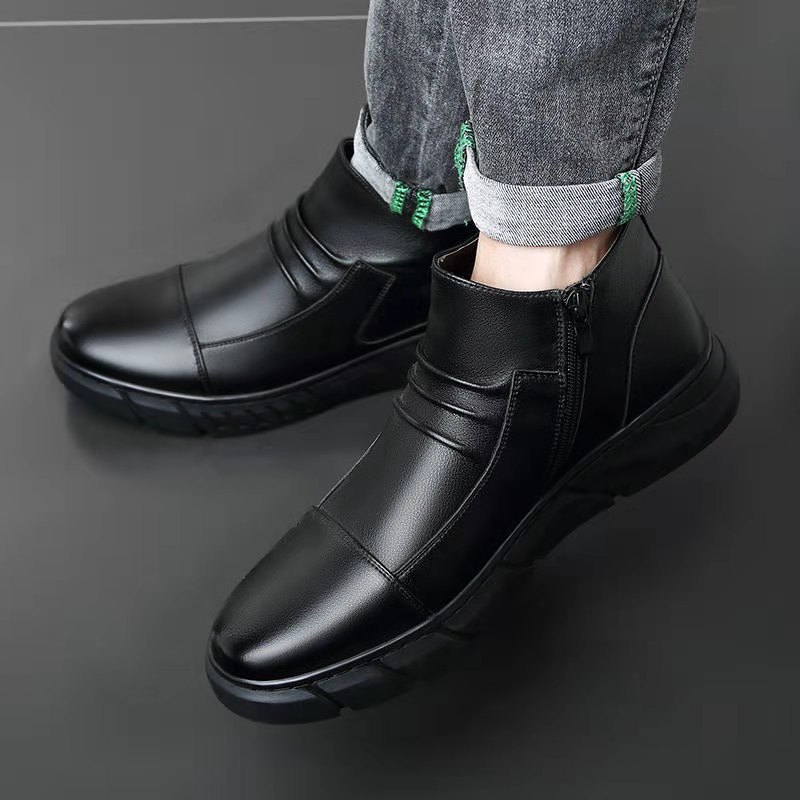Men Casual Leather Boots Men British Style High-top Leather Shoes  Autumn Microfiber Plus Velvet Thickened Soft Bottom Non-slip