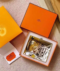 Brand replica hermes home porcelain ashtray
